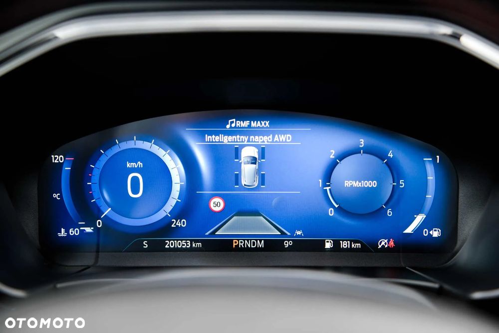 Ford Kuga 2.0 EcoBlue 4x4 ST-LINE - 14