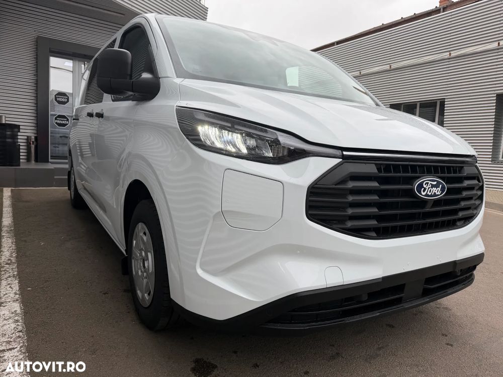 Ford Transit Custom 320L 2.5 227 CP L2H1 CVT PHEV Trend - 13