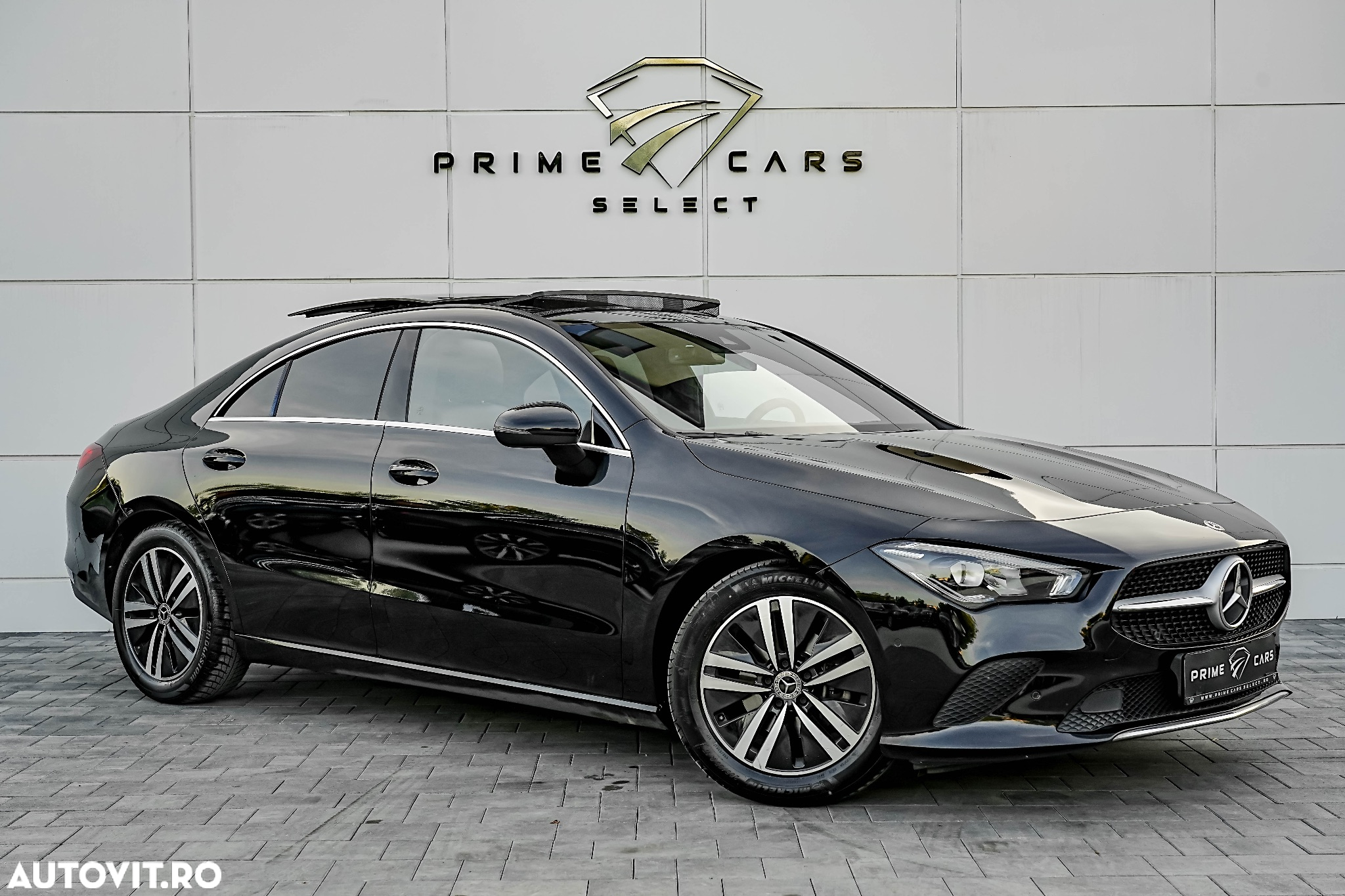 Mercedes-Benz CLA 180 7G-DCT Special Edition - 13