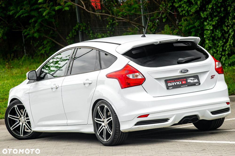 Ford Focus - 12