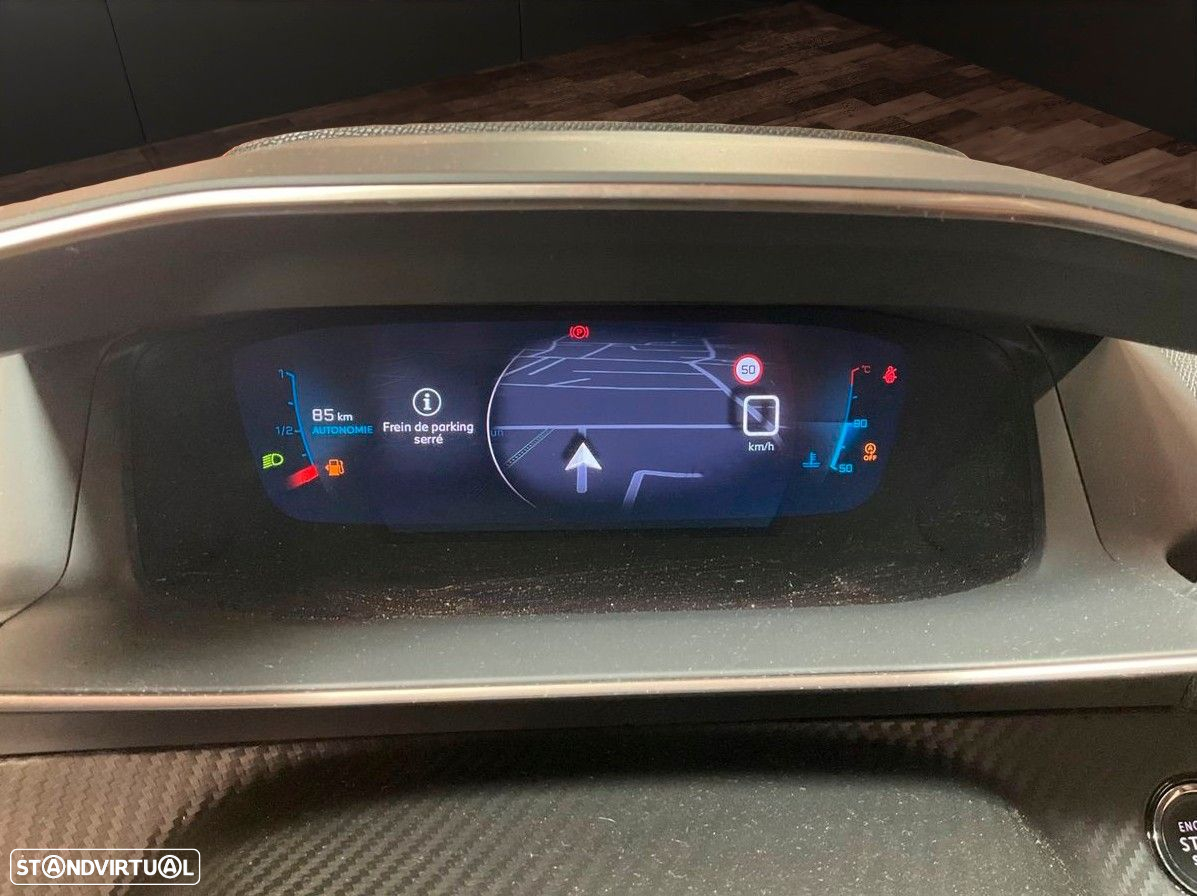 Peugeot 208 1.2 PureTech Allure - 11