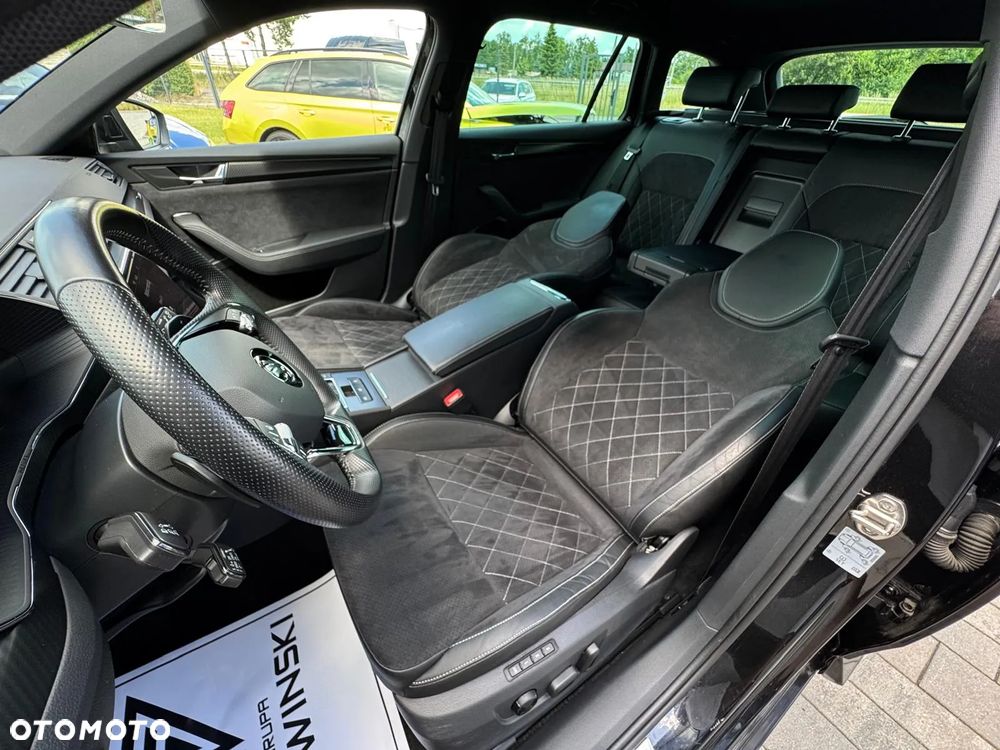 Skoda Superb 2.0 TDI 4x4 DSG Sportline - 18