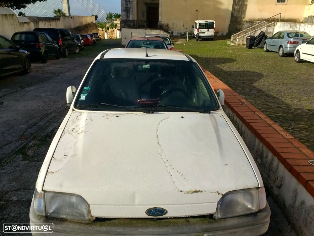 Ford Fiesta 1.3i Si - 2
