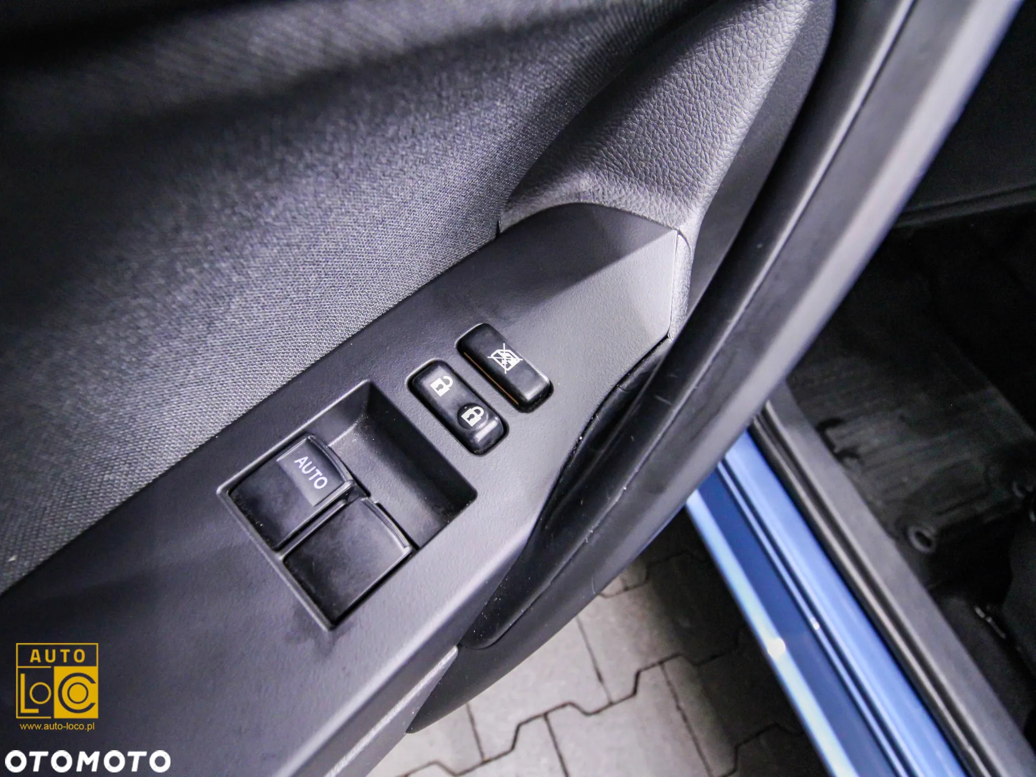 Toyota Auris Hybrid 135 Active - 23