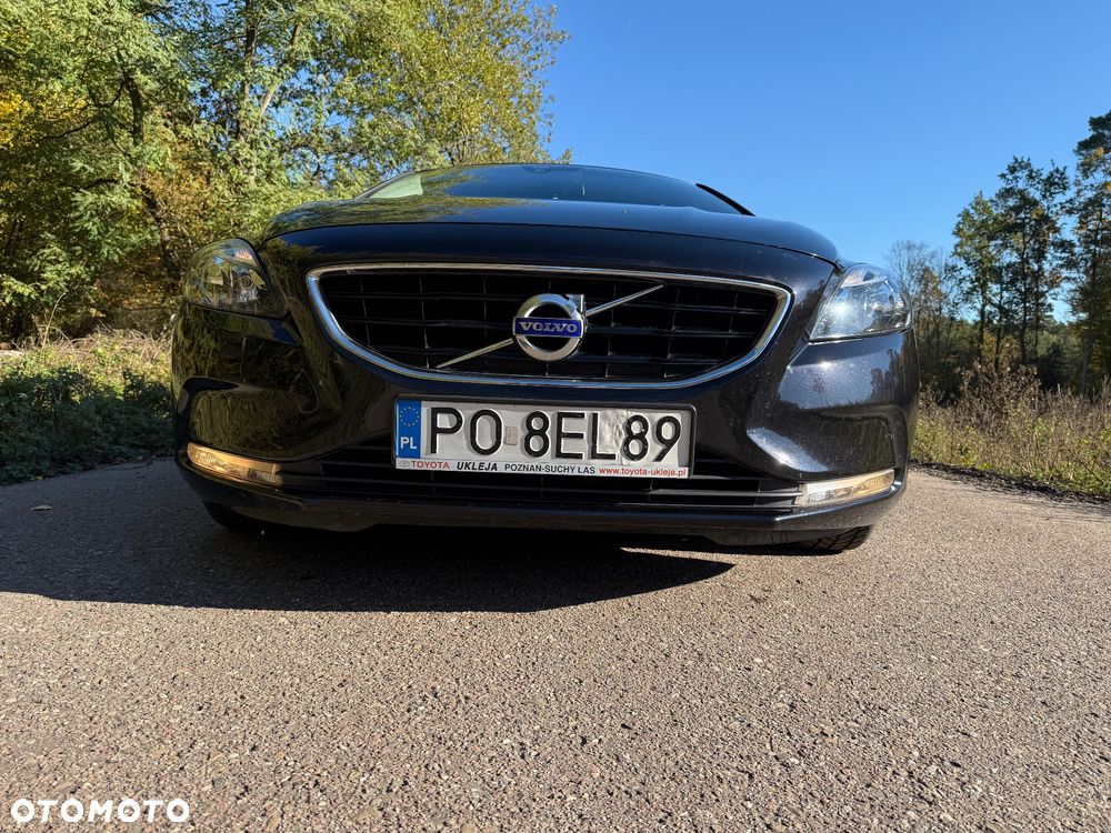 Volvo V40 D3 Momentum - 10