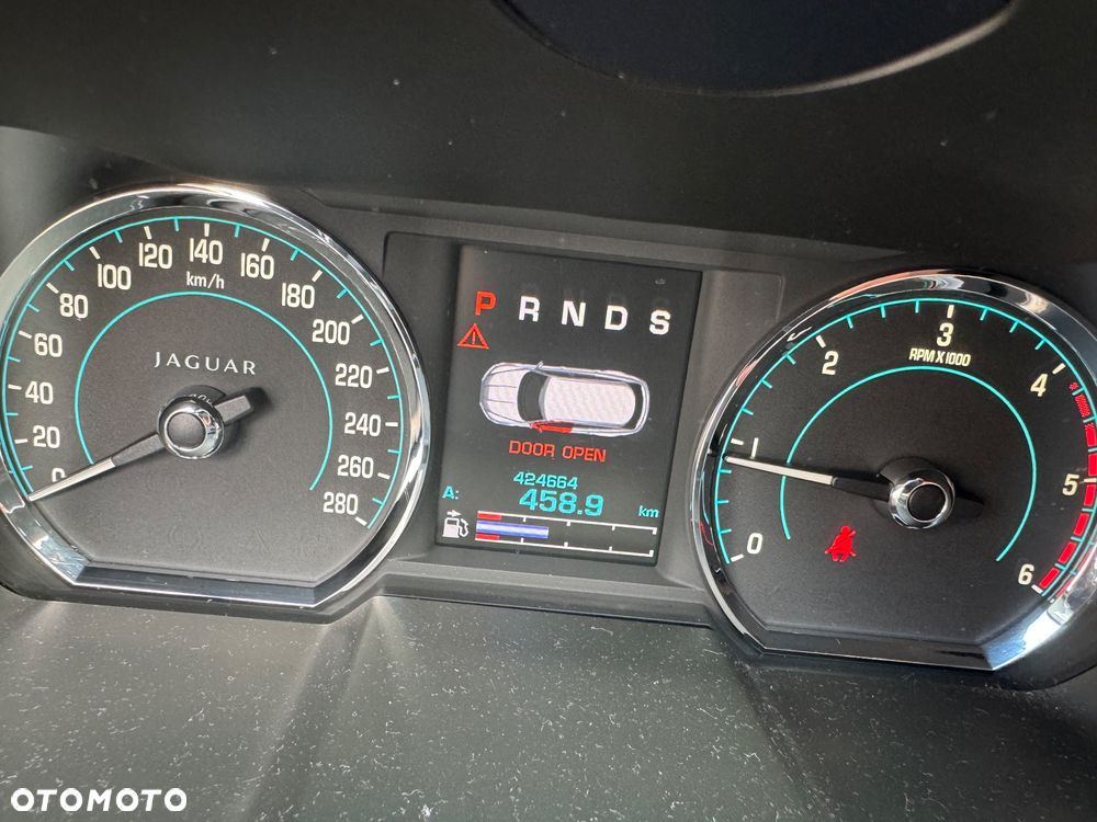Jaguar XF 3.0 V6 Diesel S Sportbrake - 12