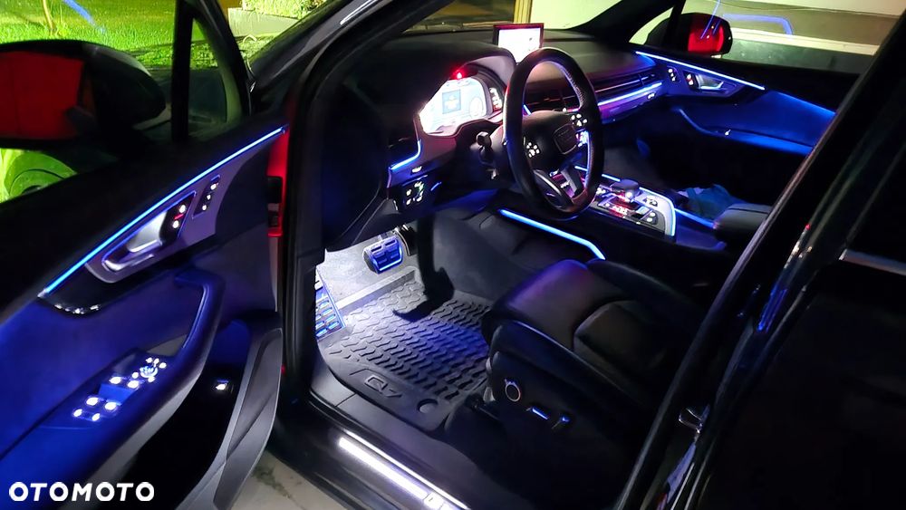 Audi Q7 50 TDI quattro tiptronic - 29