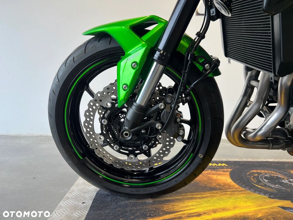 Kawasaki Z 900 - 13