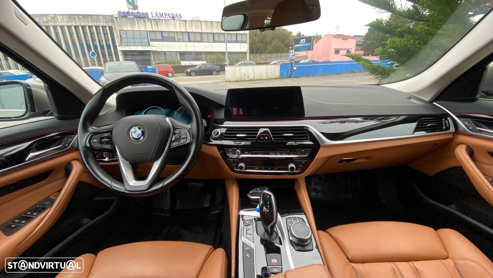 BMW 530 e iPerformance Line Luxury - 25