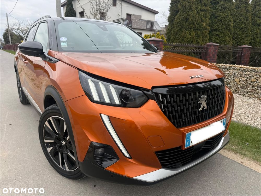 Peugeot 2008 PureTech 130 EAT8 GT Pack - 1