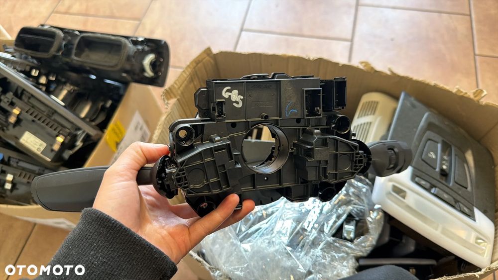MANETKI PRZEŁĄCZNIK ZESPOLONY BMW X5 G05 5A1D203 - 2