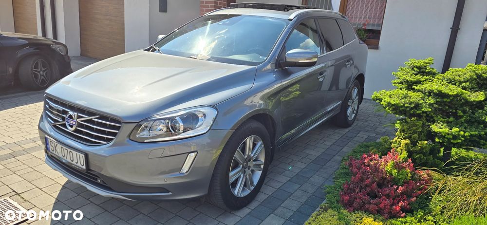 Volvo XC 60 D5 AWD Momentum - 3