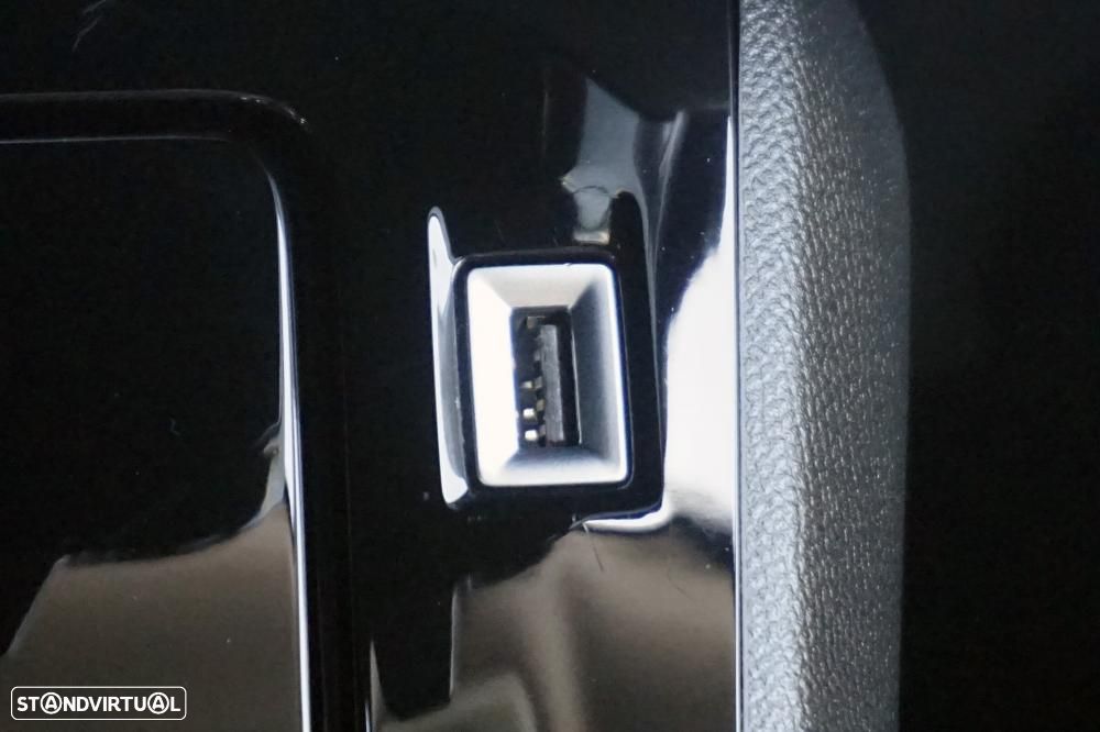 Peugeot 2008 1.2 PureTech Allure - 25