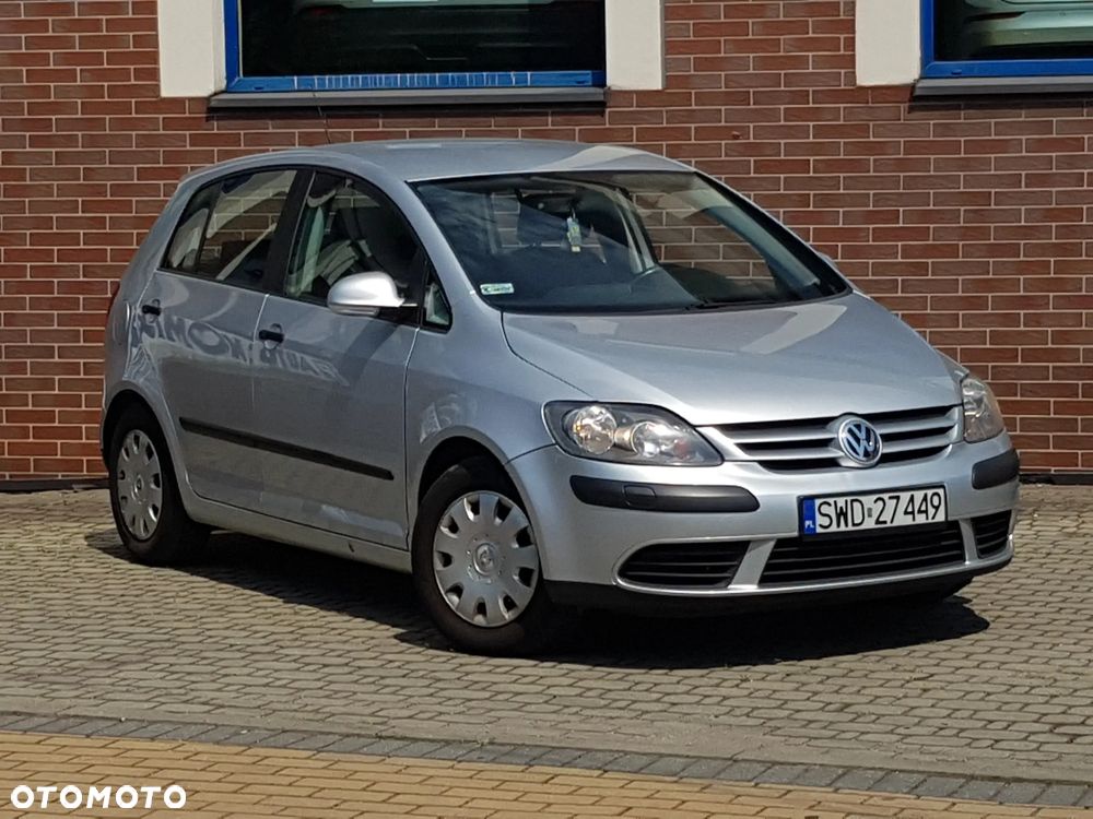 Volkswagen Golf Plus 1.6 Comfortline Tiptr - 17