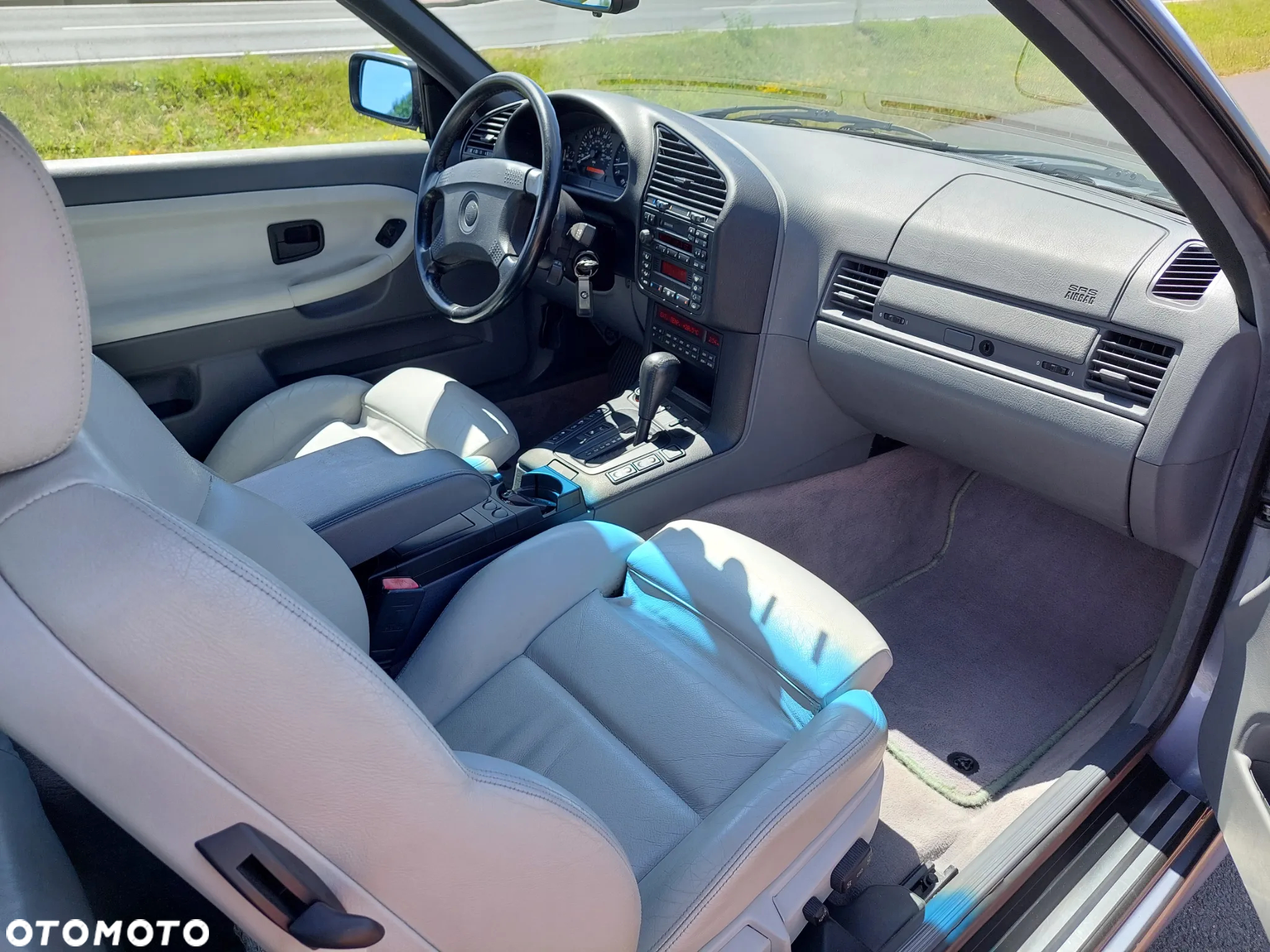 BMW Seria 3 - 16