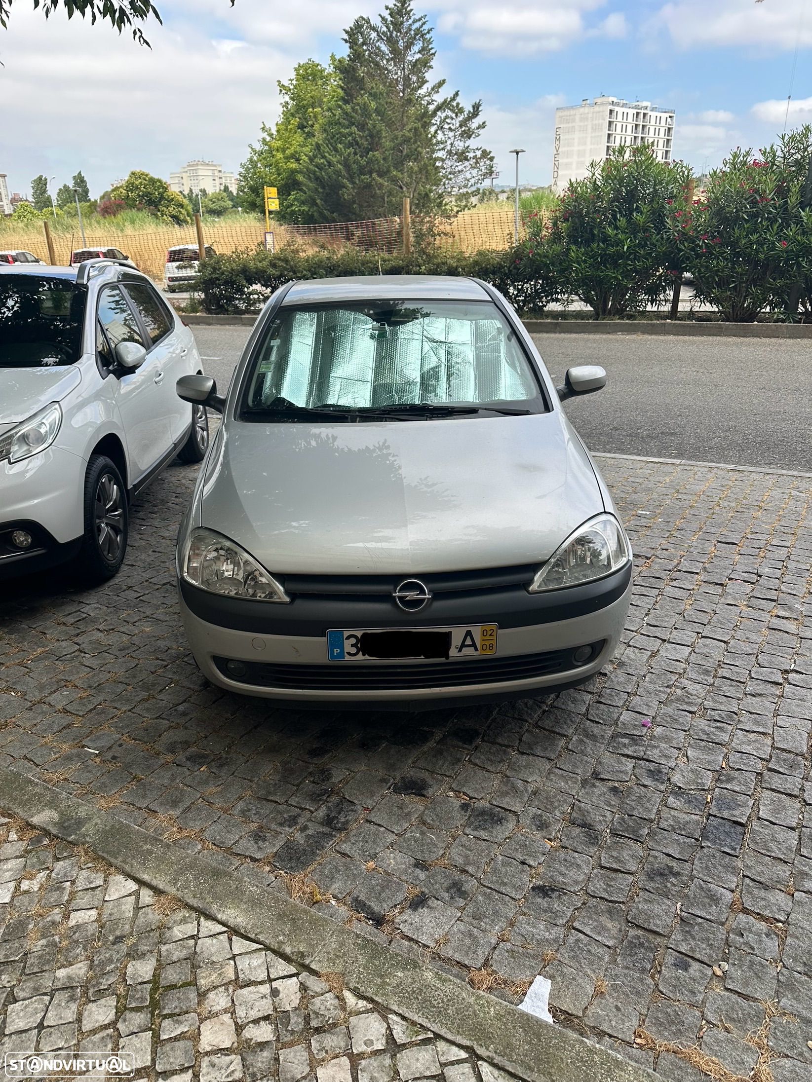 Opel Corsa 1.2 16V Confort - 1