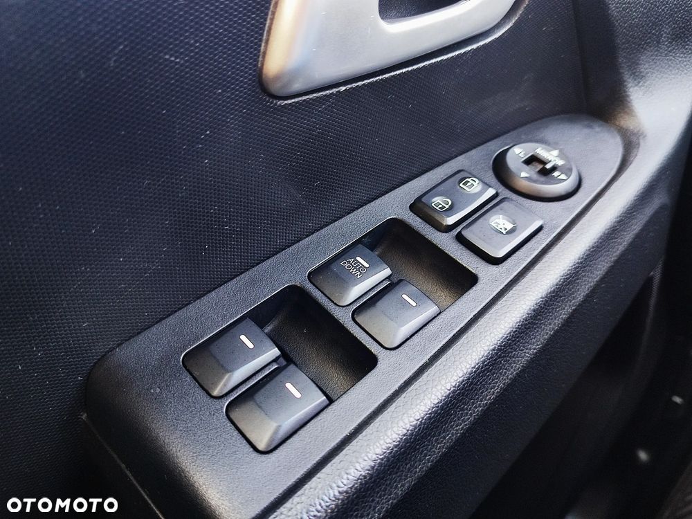 Kia Sportage 1.7 CRDI L 2WD - 22