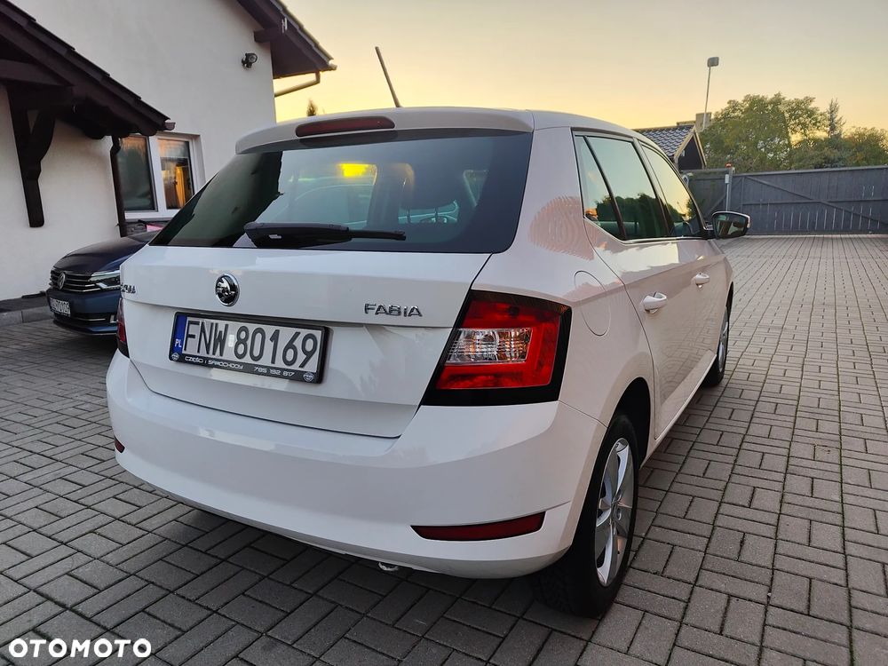 Skoda Fabia - 6