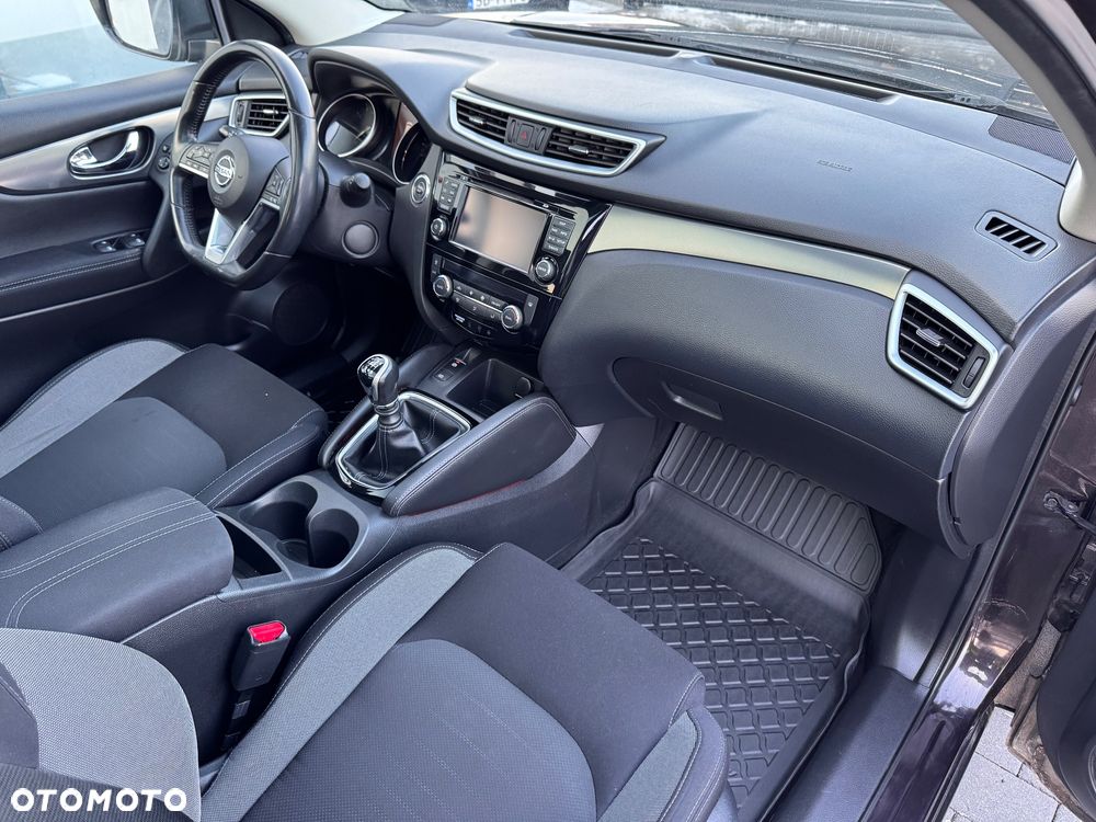 Nissan Qashqai 1.2 DIG-T N-Connecta - 23