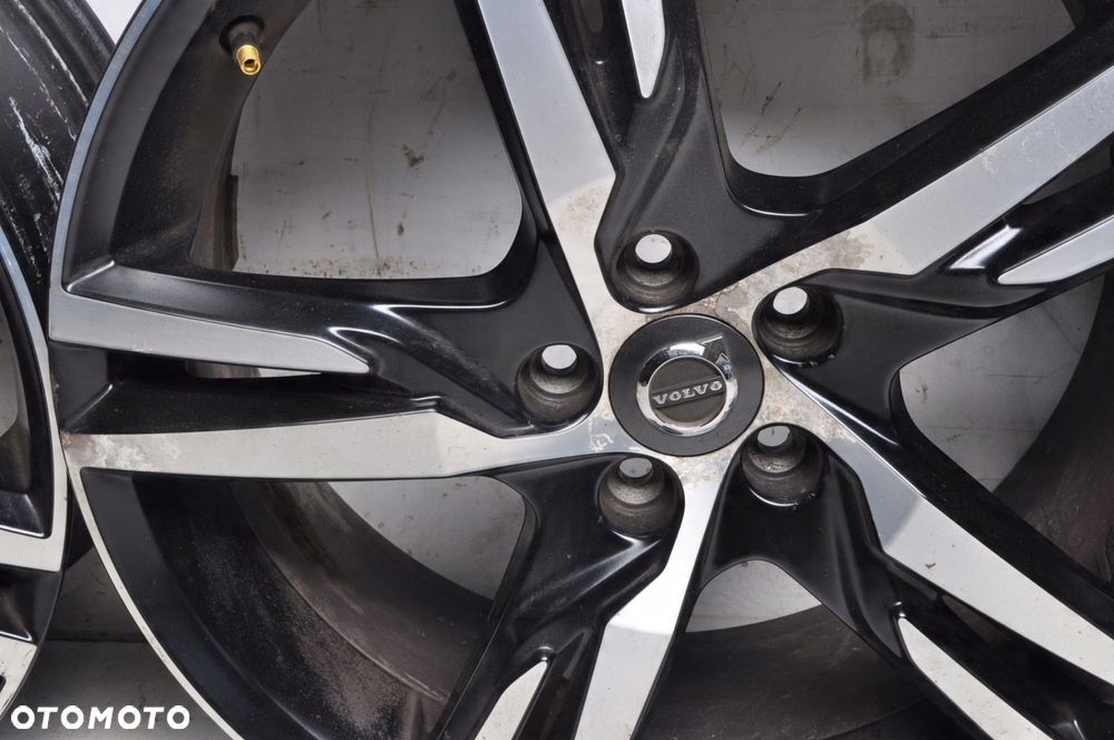 VOLVO XC60 II FELGI ALUMINIOWE R19" 7.5J 5X108 ET50.5  31423931 - 5