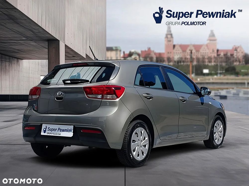 Kia Rio 1.4 M - 5