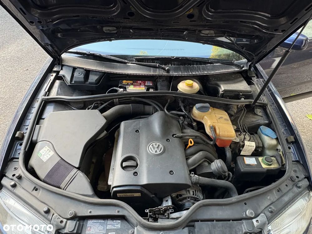 Volkswagen Passat - 18