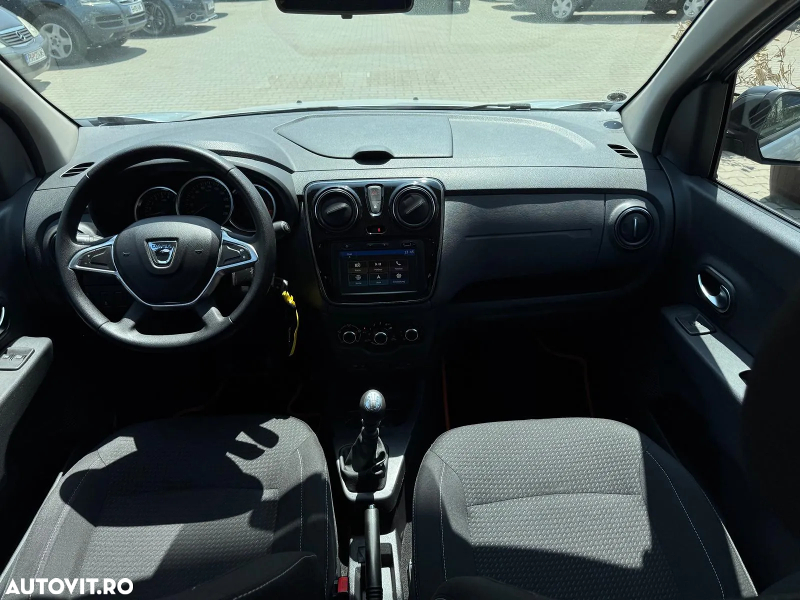 Dacia Lodgy 1.5 Blue dCi Laureate - 12
