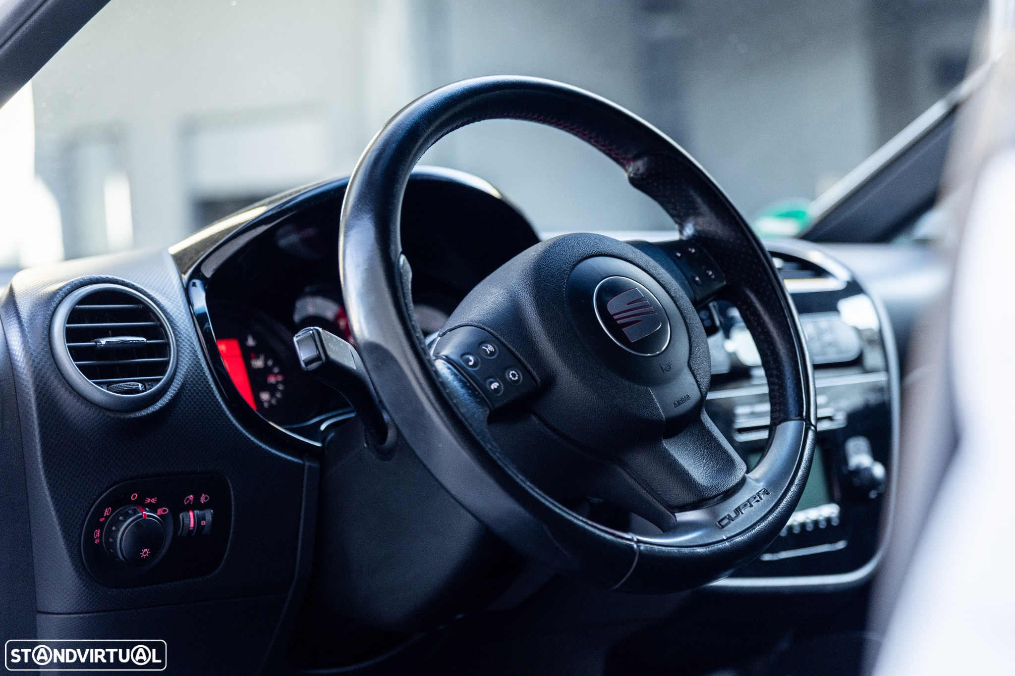SEAT Leon 2.0 TSI Cupra - 24
