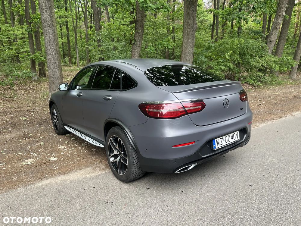 Mercedes-Benz GLC - 12