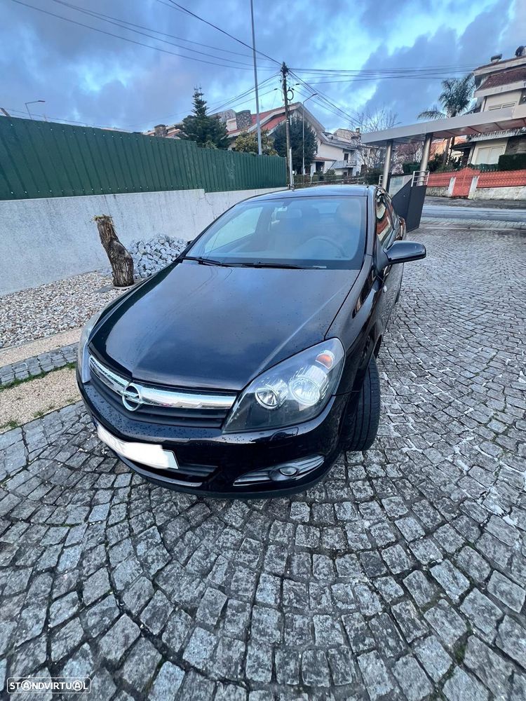 Opel Astra GTC 1.3 CDTI - 4