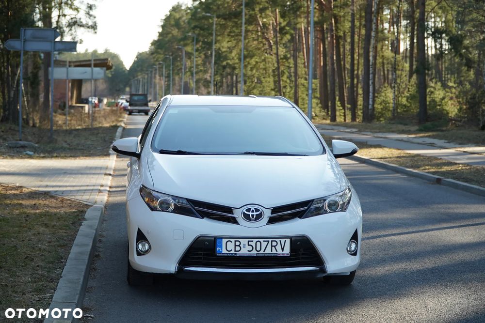 Toyota Auris 2.0 D-4D Premium Comfort - 33