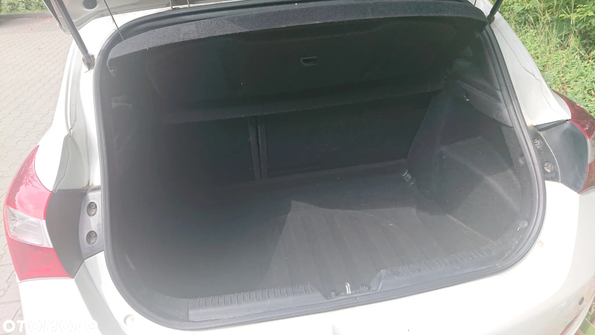 Hyundai i30 1.6 Classic + - 13