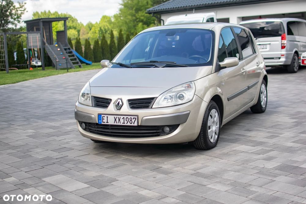 Renault Scenic - 30