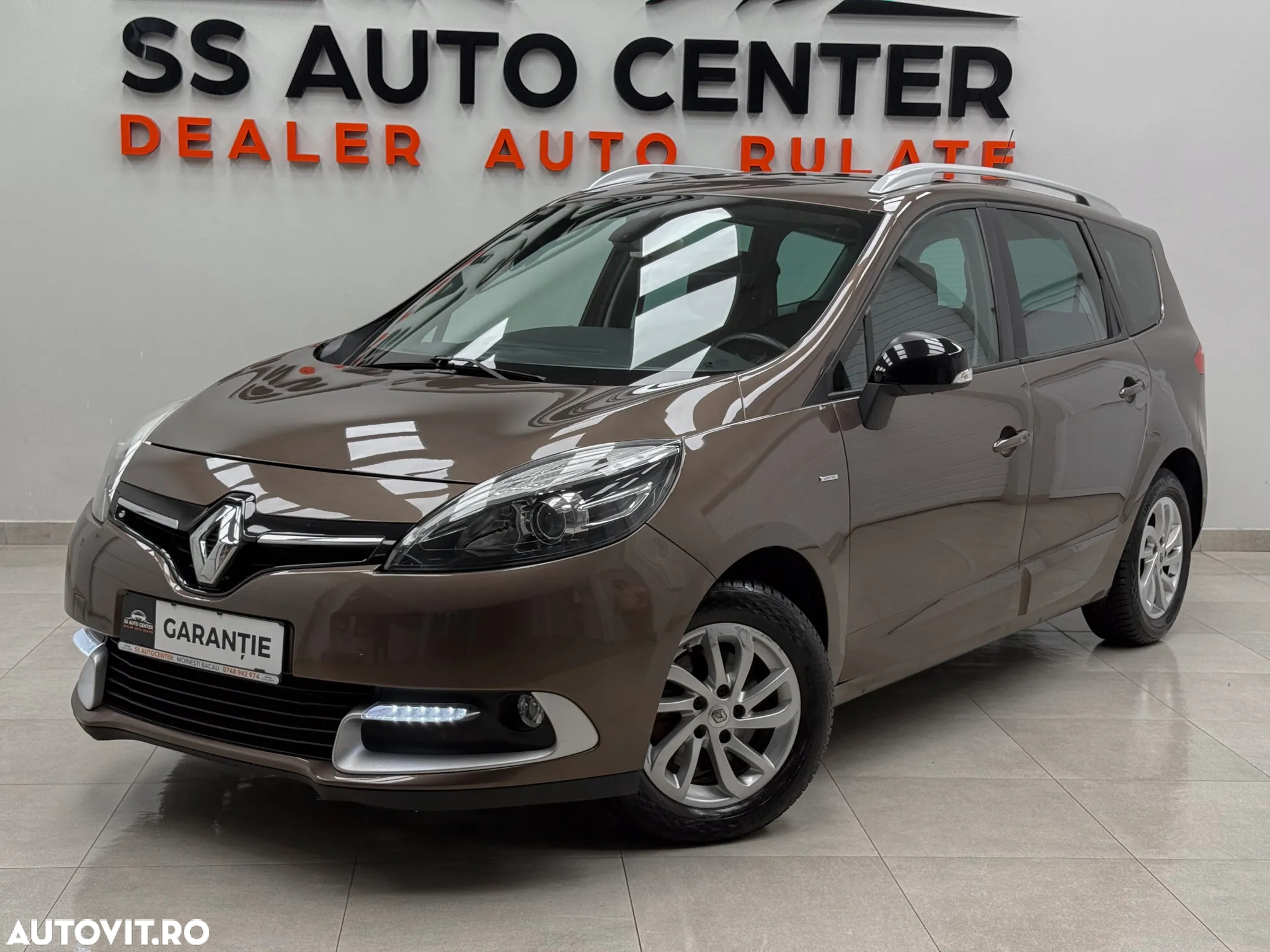 Renault Grand Scenic dCi 110 LIMITED - 14