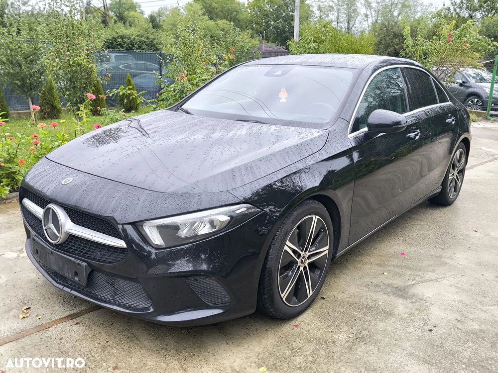 Mercedes-Benz A 180 7G-DCT Edition 2020 - 4
