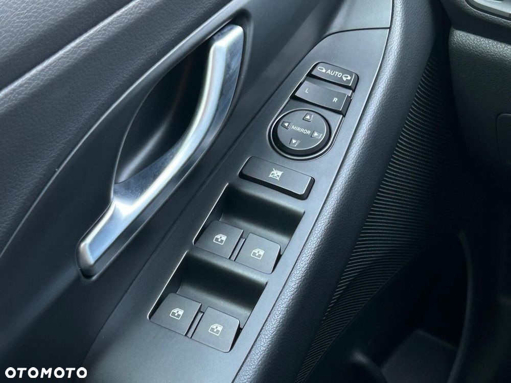 Hyundai i30 1.0 T-GDI Smart DCT - 19