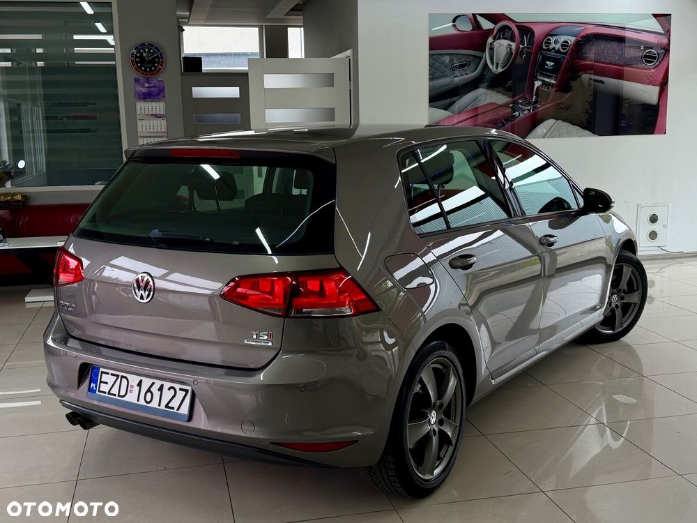 Volkswagen Golf 1.4 TSI BMT Highline - 29