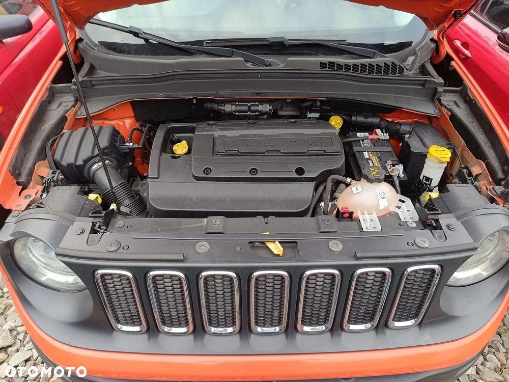 Jeep Renegade - 11