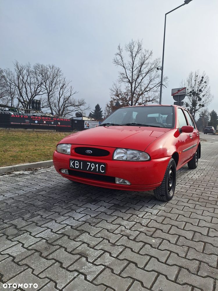 Ford Fiesta 1.25 Ambiente - 1