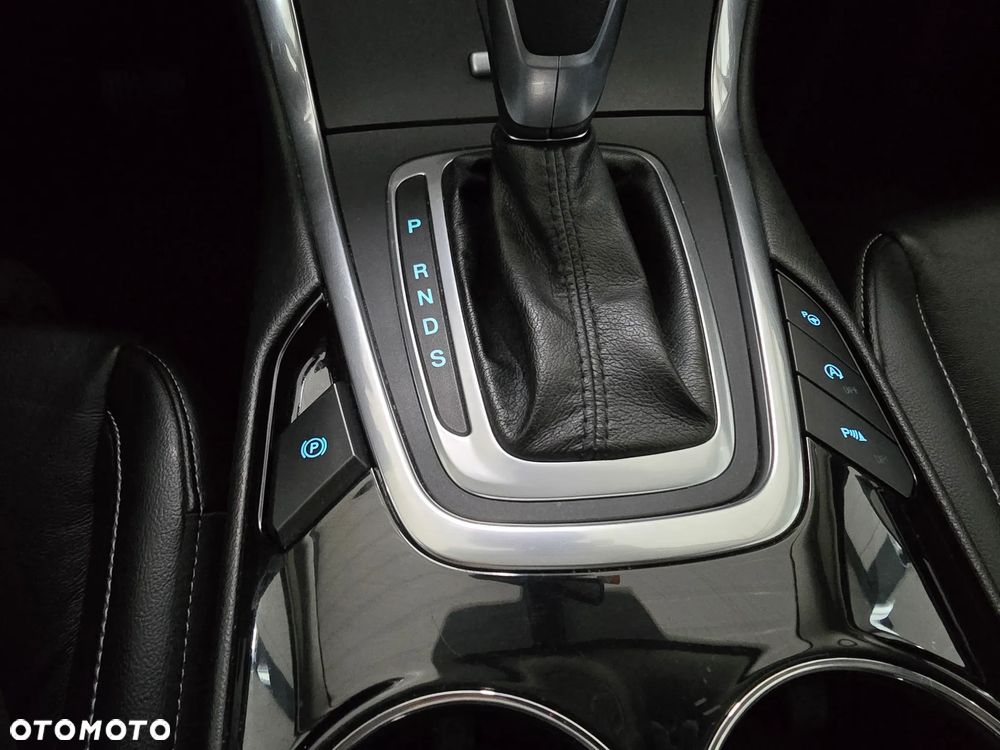 Ford S-Max 2.0 TDCi Titanium PowerShift - 13
