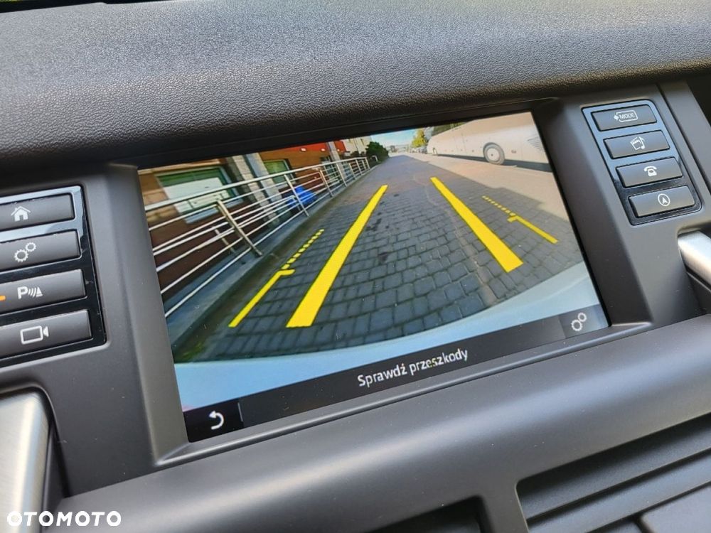 Land Rover Discovery Sport - 14