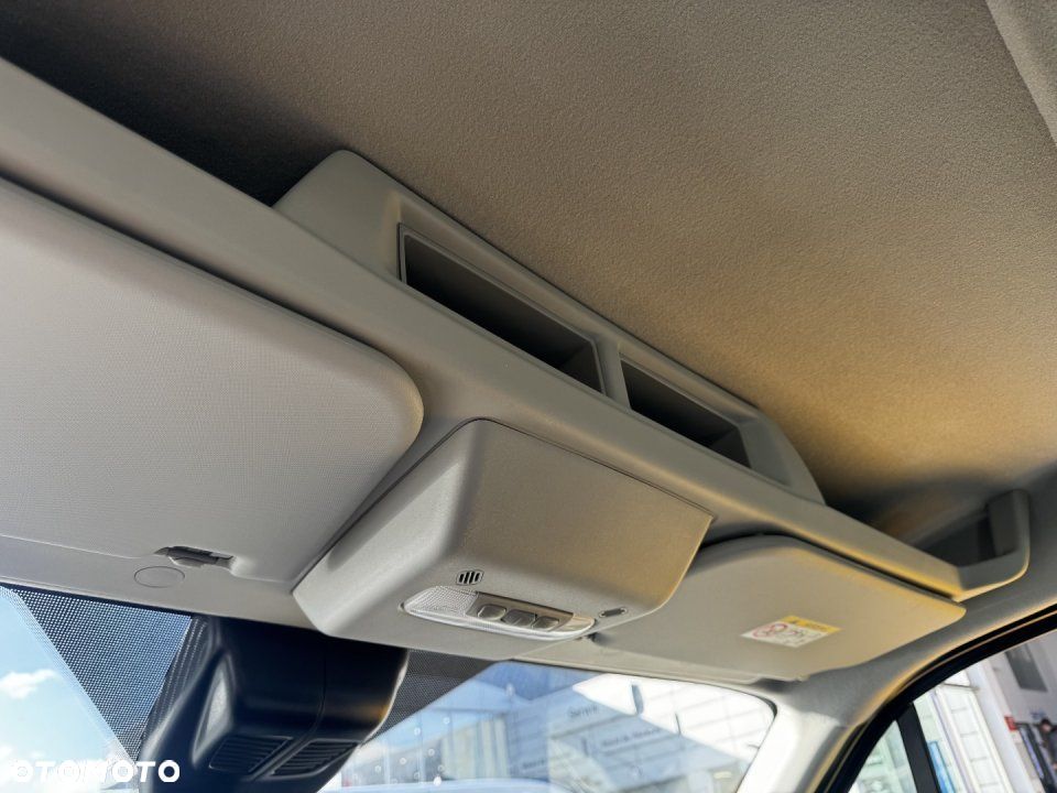 Ford Transit - 13