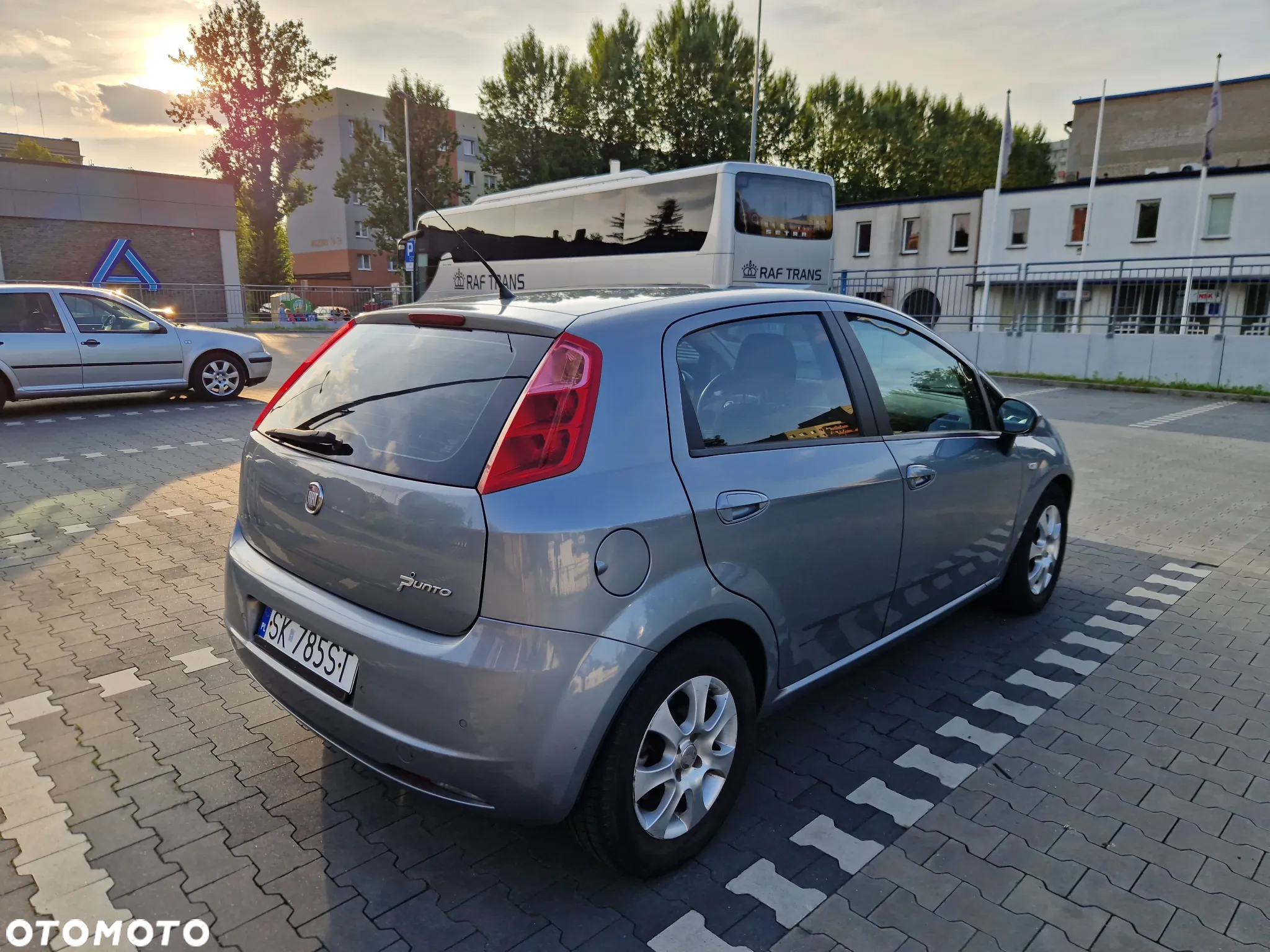 Fiat Grande Punto 1.4 T-Jet 16V Emotion - 14