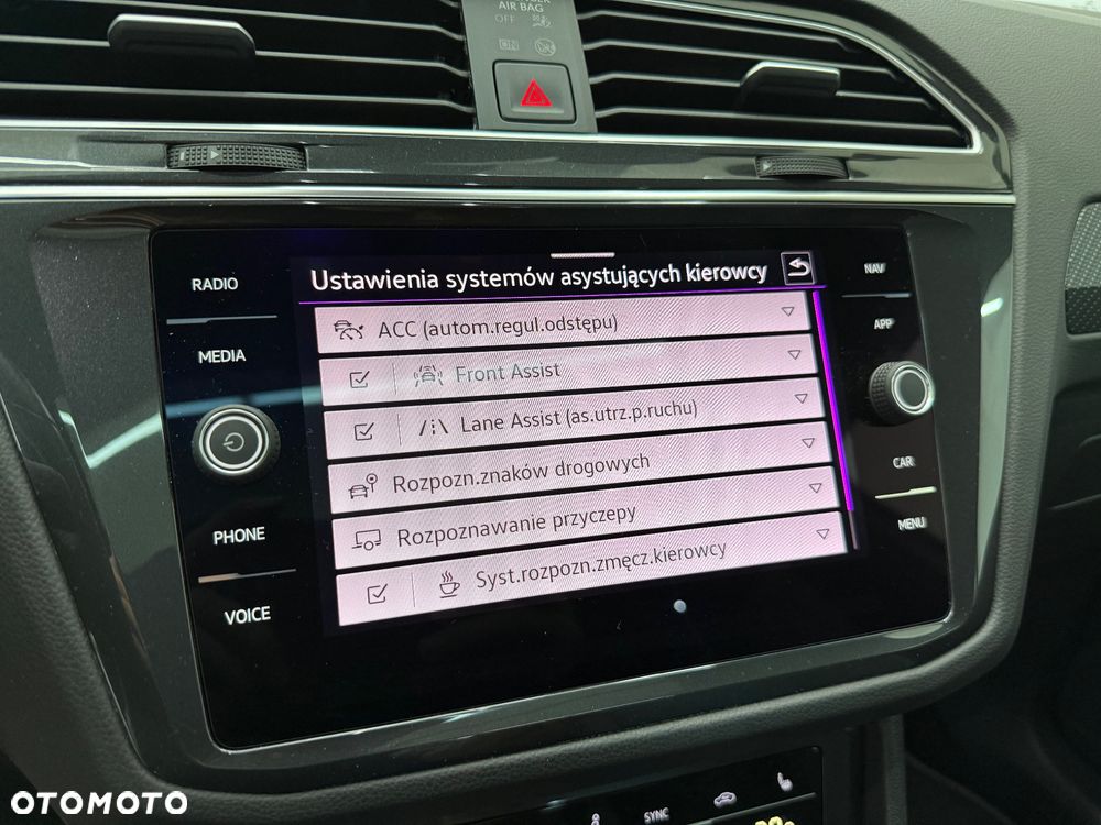 Volkswagen Tiguan 2.0 TSI 4Mot R-Line DSG - 25