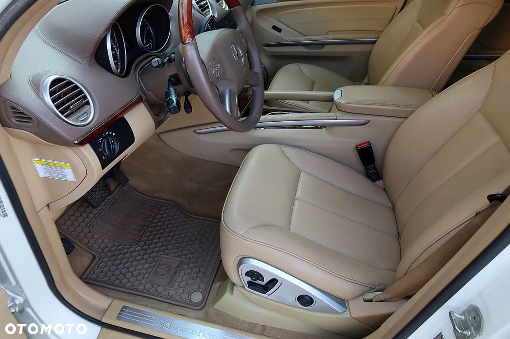 Mercedes-Benz GL 350 BlueTEC - 19