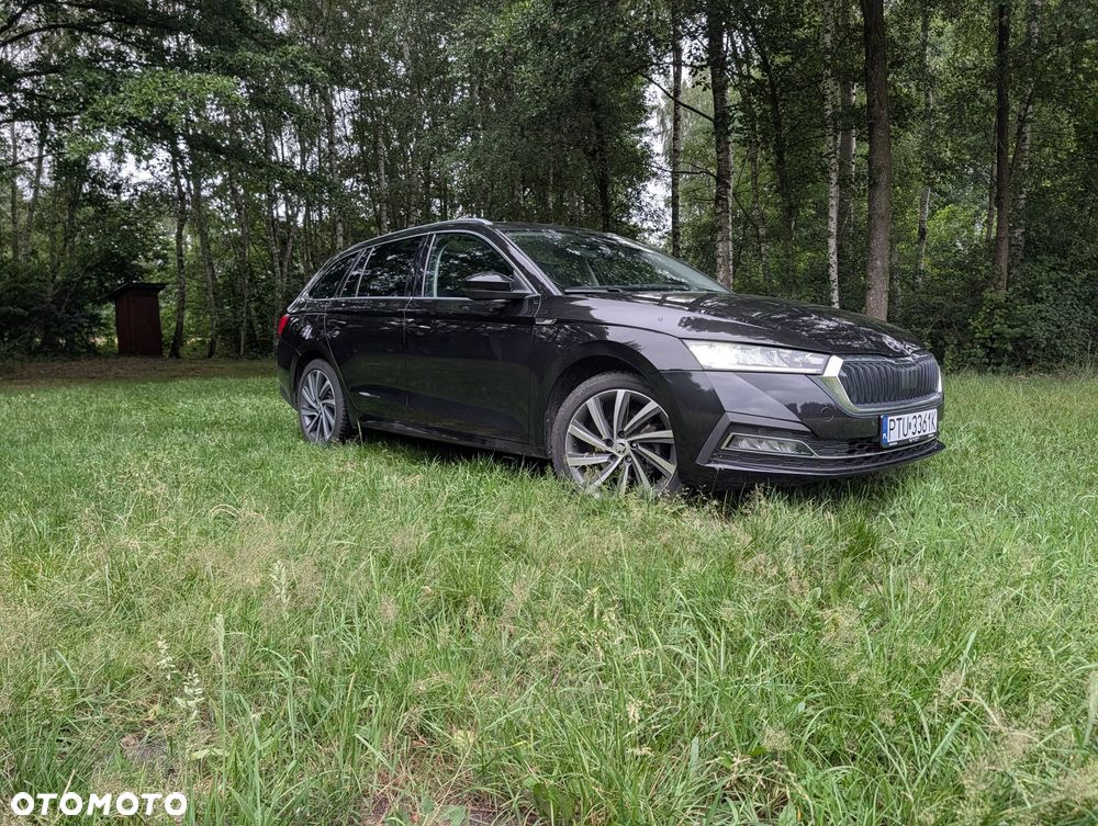 Skoda Octavia ver-2-0-tdi-sportline-dsg - 1
