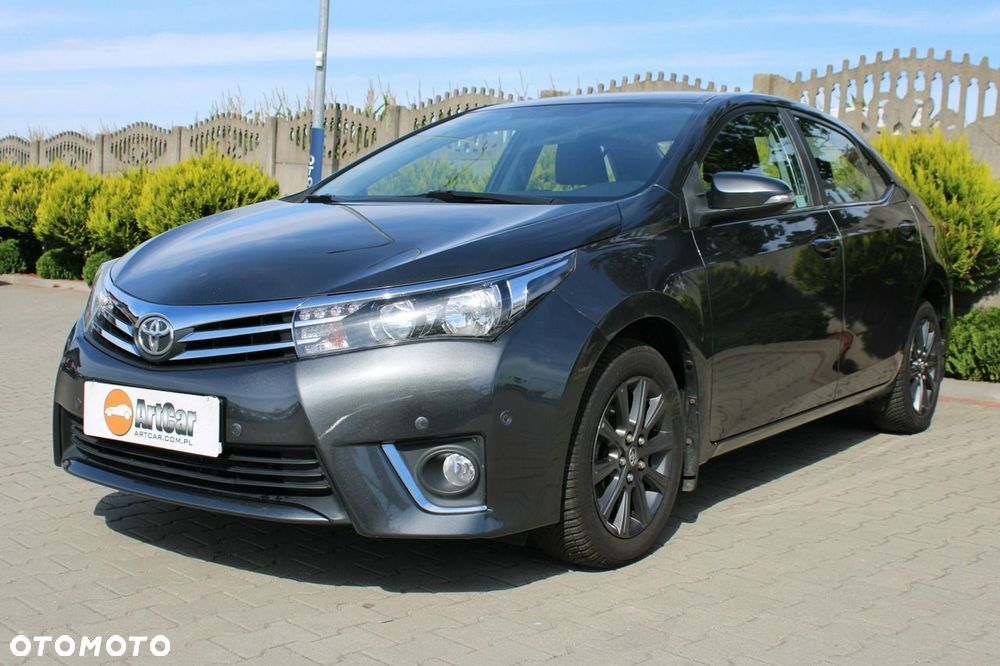 Toyota Corolla - 2