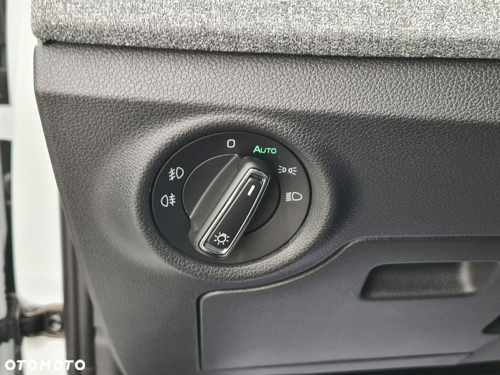 Skoda Kamiq 1.0 TSI DSG Style - 24