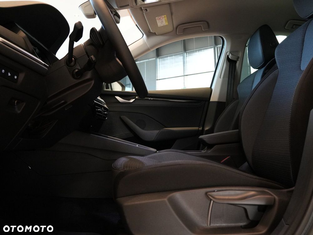 Skoda Octavia 1.5 TSI mHEV Drive Selection DSG - 23