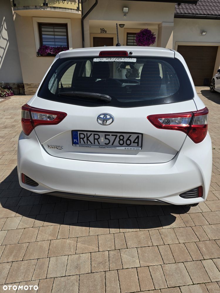 Toyota Yaris - 4